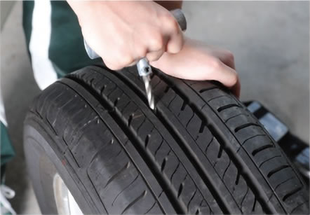 Tubeless Puncture Repair Kit Instruction step 2